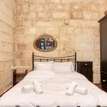Charming With Stunning Views In By 360 Estates Birgu