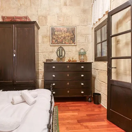 Apartment Charming With Stunning Views In By 360 Estates Birgu