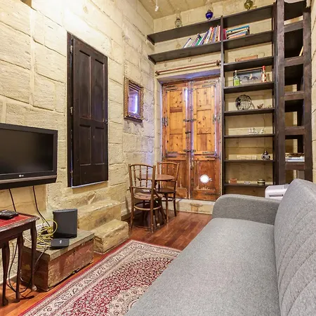 Charming With Stunning Views In By 360 Estates