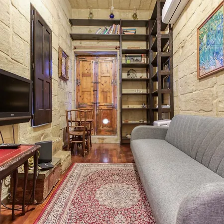 Charming With Stunning Views In By 360 Estates
